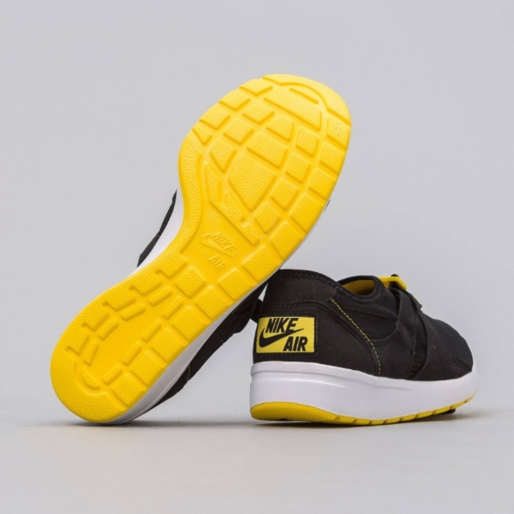 Rare Nike Air Sock Racer OG Running Shoe